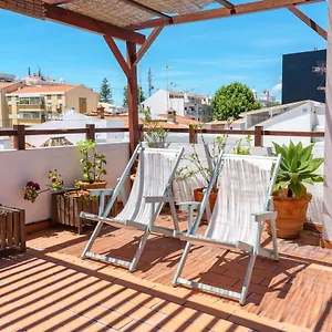 3* Alojamento de Acomodação e Pequeno-almoço Downtown Alegria
