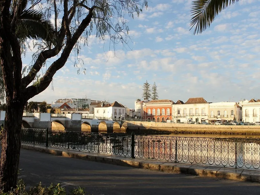 טאווירה Formosa Guest House